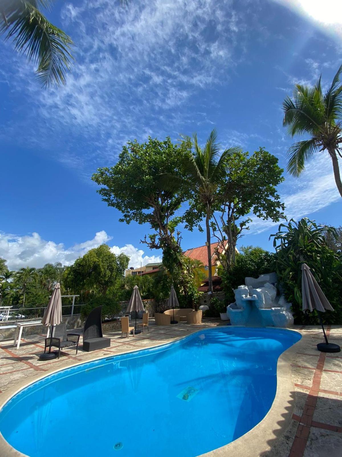 D' Franchesis Hostal Juan Dolio Exterior photo