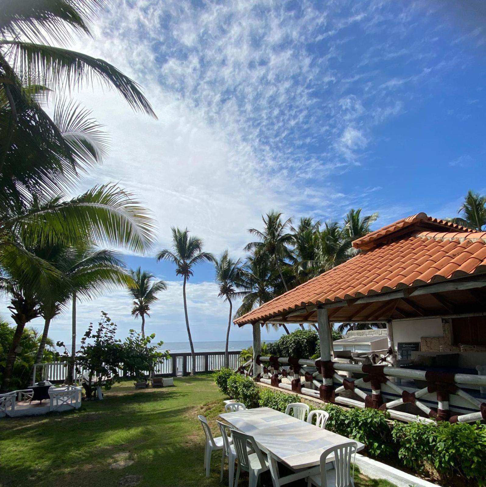 D' Franchesis Hostal Juan Dolio Exterior photo
