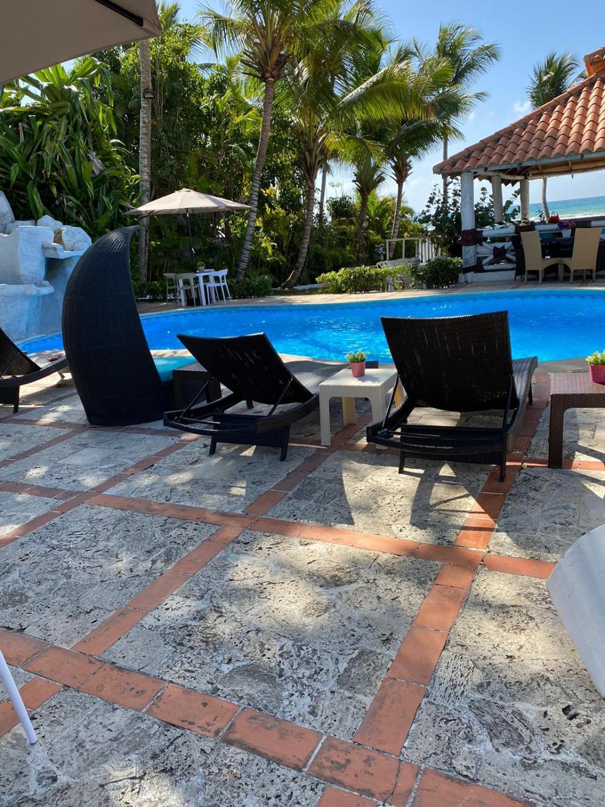 D' Franchesis Hostal Juan Dolio Exterior photo